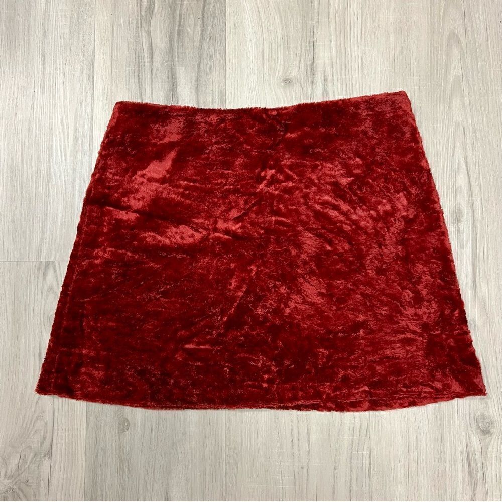Forever 21 burgundy red faux fur miniskirt y2k vintage sz L.